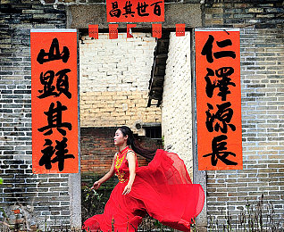 黄色软件下载免费3.03：免费诱惑陷阱重重：揭秘“黄色软件”恶意插件窃取隐私，用户安全警钟长鸣-1