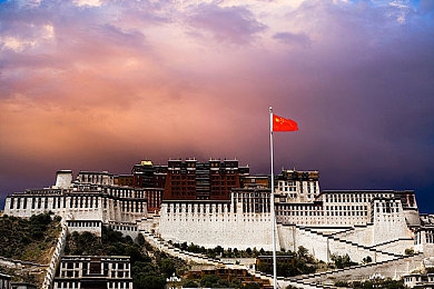 吃瓜爆料反差：娱乐揭秘：全民追星背后的真实世界