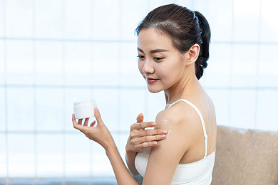 男生和女生一起差差差很痛的app：创新互动新体验：揭秘轻松愉快社交新应用，打破尴尬界限
