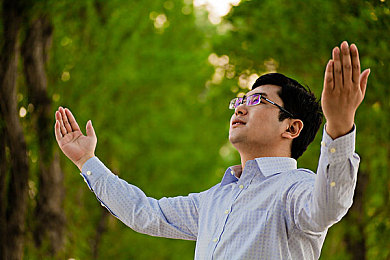 久久综合色88：探索神秘“久久综合色”，揭秘数字88背后的艺术魅力-1