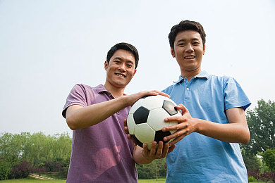 男技师按摩到高潮：唤醒身心愉悦，男技师按摩开启极致放松之旅