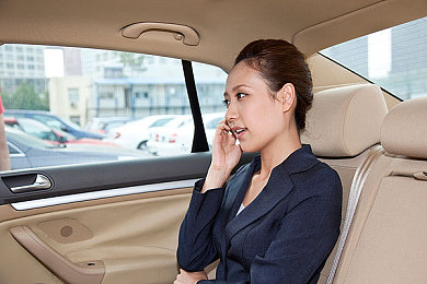 黄色软件app下载3.0.3免费装妆2023：美妆试妆新体验，轻松打造个性妆容