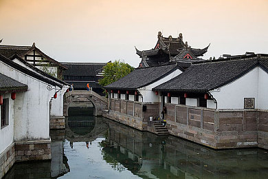 红桃视颏隐藏人口{dc＂：＂YEHANAM＂}wang＂：神秘代码揭露出我国某地人口数据造假之谜，红桃视颏背后隐藏的真相令人震惊！-1