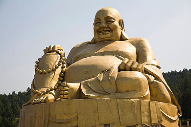 老师脱 露出 吃我的：网络曝光：教师失范行为引发社会热议，教育伦理重建刻不容缓-1