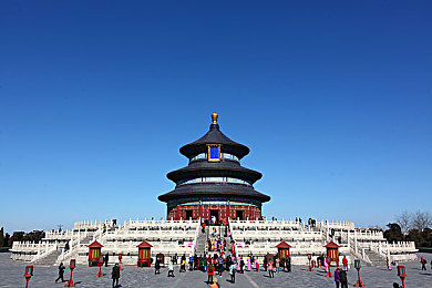 果冻传媒AV：揭秘果冻传媒：品质与创新的视觉盛宴，引领潮流的娱乐先锋