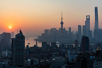 国产AV果冻传媒：虚拟传播艺术之旅：探索国产游戏如何打造传媒帝国魅力-1