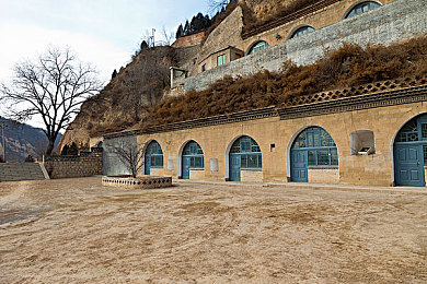 成人影現AV：虚拟现实浪潮下，成人影视行业变革：影现AV新体验市场动态解析