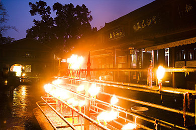 爽 好大 快 深点AV直播：直播狂欢，青春正能量-3