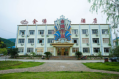 吃瓜天堂：网络热议：揭秘“吃瓜文化”现象，娱乐八卦背后的社会思考-2