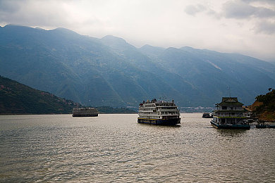 一本色道久久综合精品：探索奇幻之旅，尽享色道久久乐园-1