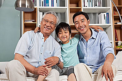 小马拉大车妈妈真实身世：揭秘游戏角色：上古神明后人小马拉大车妈妈的传奇历程-3