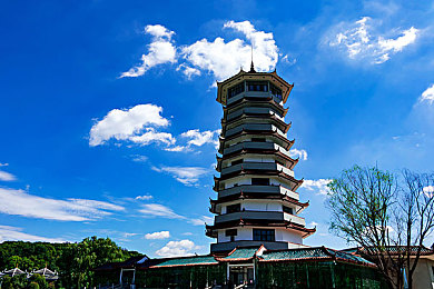 亚洲一区欧美一区：游戏新纪元：东西方势力交汇，共绘全球市场蓝图-2