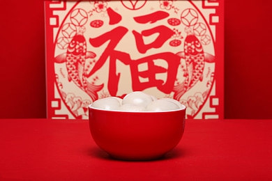 ysl蜜桃色成人网：网络迷雾中的心灵慰藉：揭秘成人社交新天地-3