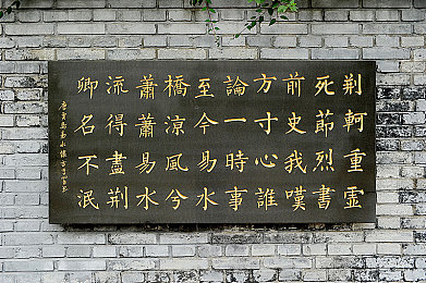 麦乐迪melody：夜色狂欢新领航，音乐潮地引风尚