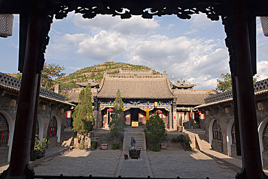 国产一卡二卡三卡四卡：智能生活新纪元，卡界传奇逐梦行-2