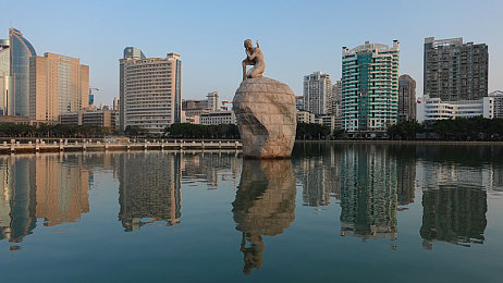 男生女生在一起擦来擦去的软件：新型社交软件引发热议：趣味互动背后，青少年心理健康引关注-2