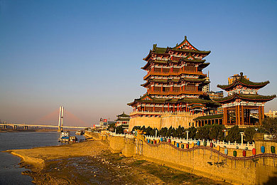 使命召唤变革角色细节图：神秘战场新英豪，技能装备大揭秘，一窥《使命召唤》变革风采-2