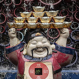 美女不穿衣服视频软件：穿越时空，时尚互动，虚拟盛宴-2