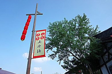 啪啪入口：VR新纪元：揭秘沉浸式游戏“啪啪入口”，探索互动未来与社会热点-3