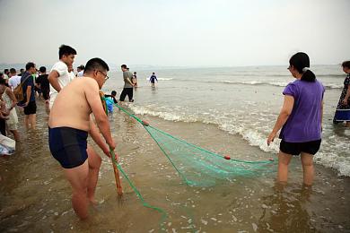 李博雅和榜一大：直播新星李博雅与神秘富豪榜一大的邂逅：网络直播界奇缘引热议