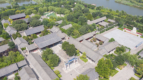 暴躁妹妹CSGO直播：电竞魅力绽放：激情直播，人气“妹妹”引领游戏风尚-2