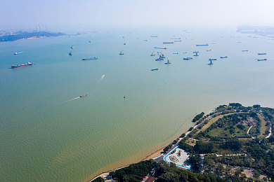 富二代app无限解锁版亮点：潮流定制，畅享无界：富二代APP解锁新境界，引领时尚新潮流-3
