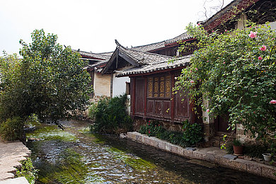欧美,日韩精品：跨越文化界限，全球风尚盛宴：欧美日韩精品共舞