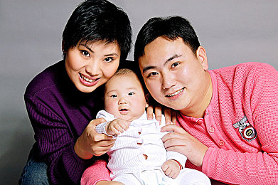 婷婷综合五月：五月绽放，心灵之旅，活力生活新篇章-1