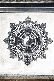 色色一区二区三区：三区特色玩法引热议，社交互动新体验助力游戏火爆-5