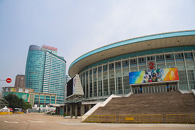 中文国产av：网潮涌动：国产成人影视产业现状解析与未来趋势展望-2