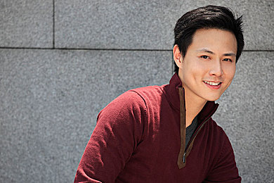 直男体育生打  GAY：校园冲突升级：直男体育生与GAY学生言语争执演变为暴力事件，引发社会热议-4