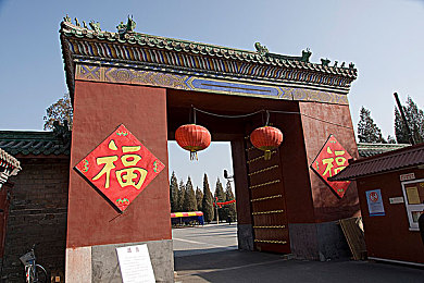 黑料不打烊-每日更新：网络喧嚣夜市中，真相与谣言共舞，共筑清朗网络家园-4