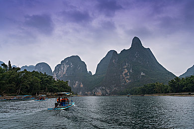 综合色播：色彩交织，互动盛宴：直播新纪元引领行业变革之旅-2
