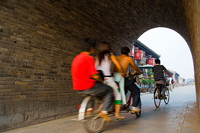 黄色软件无毒正常下载：揭秘网络迷雾：辨真伪，护安全，共筑清朗网络家园-3