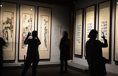 山上悠垭主演的电影：银幕新星山上悠垭：多部力作绽放光影魅力，期待新作《山川岁月》再创辉煌-4