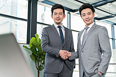18岁禁用App：揭秘青少年成长隐患：严打不良App，守护青春防线，构建安全网络环境-2