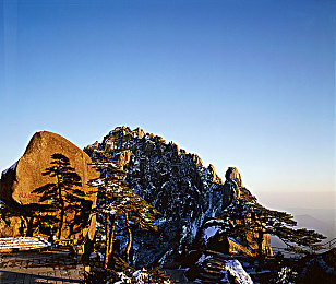 蓬莱山花样年华全部：古典仙境与现代情感交织：揭秘《蓬莱山》视觉盛宴背后的花样年华-3