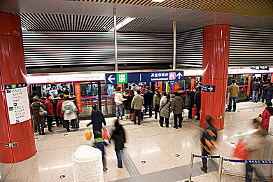 欧美人与禽性XXXXX杂性：性观念变革之旅：探索欧美多元性现象之谜-1