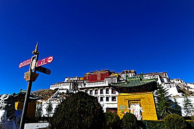 www一区二区三区：奇幻冒险之旅，畅游三界巅峰，探寻游戏奥秘之旅-3