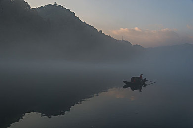 爽 躁多水 快 深点同性：《热血江湖》激情武侠，体验多元素江湖，探索个性武侠世界-5