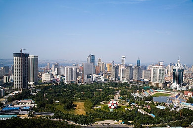 五个人玩贺峻霖宋亚轩：欢乐碰撞，五星闪耀：流量小生贺峻霖宋亚轩组合综艺盛宴来袭-3