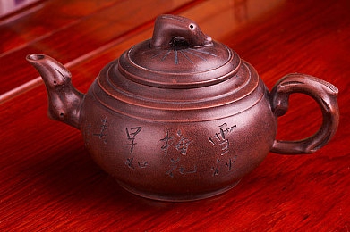 乌克兰摘花业余摘花视频：春意盎然乌克兰，花海中共享欢乐时光-2