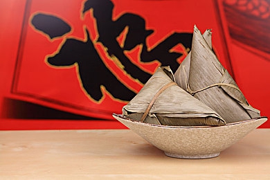 亚人女人毛茸茸牝户：揭开神秘面纱：亚人女性“毛茸茸特征”独特体验大揭秘-2