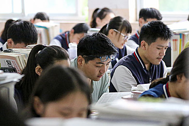 一个好妈妈12中字头强华驿：智慧育儿新利器：揭秘一站式教育资源平台，助力孩子全面发展-3